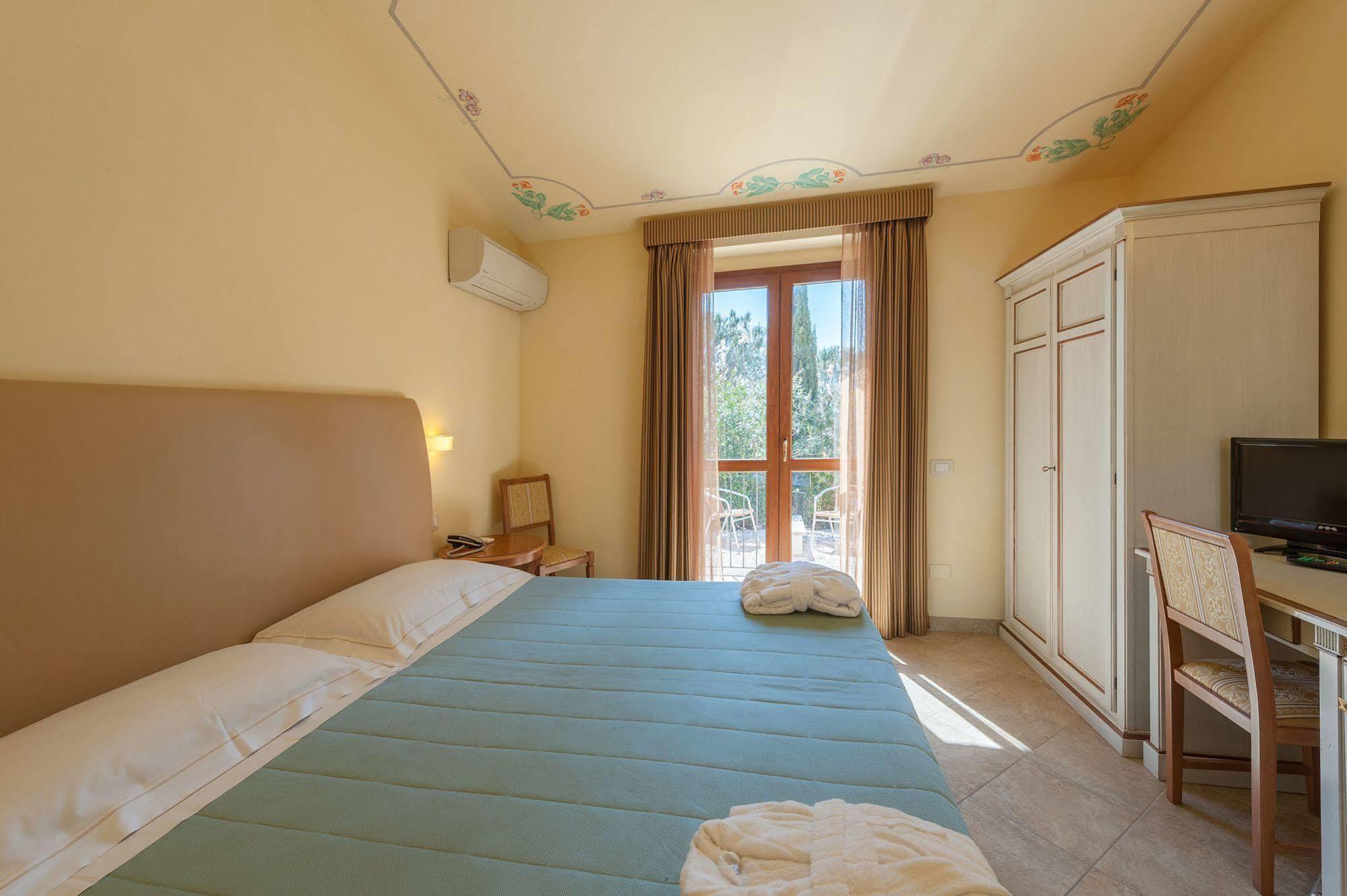 Hotel Saturno Fonte Pura Saturnia Luaran gambar